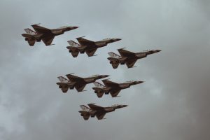 military jets in the sky for blog by Elmelin on high temperature insulation solutions in the military sector